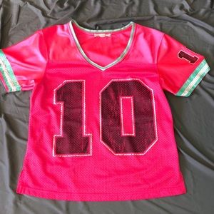 ‘10’ football jersey tee